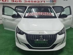 Bianco Usata 2022 Peugeot 208 GT Due volumi | 11.800 € (Super prezzo)