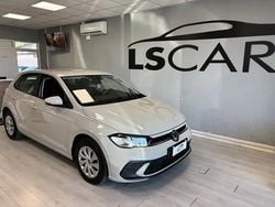Beige Usata 2021 VW Polo Comfortline Tre volumi | 13.490 € (Ottimo prezzo)