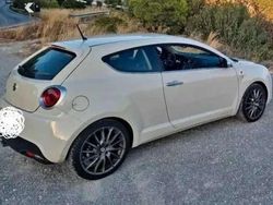 Bianco Usata 2009 Alfa Romeo MiTo Distinctive Due volumi | 8000 € (Cara)