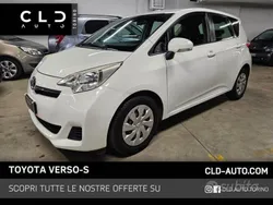 Bianco Usata 2013 Toyota Verso-S Style Monovolume | 4900 € (Molto cara)