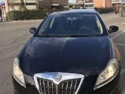 Usata 2011 Lancia Delta Due volumi | 3950 € (Buon prezzo)