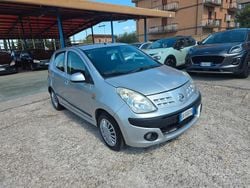 Grigio Usata 2010 Nissan Pixo Due volumi | 3400 € (Buon prezzo)