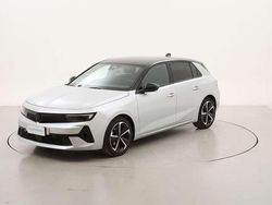 Argento Usata 2025 Opel Astra Tre volumi | 20.590 € (Super prezzo)