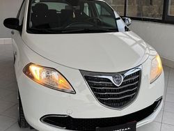 Bianco Usata 2012 Lancia Ypsilon Gold Due volumi | 5500 € (Buon prezzo)