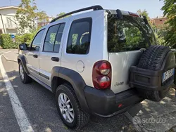 Argento Usata 2009 Jeep Cherokee Sport SUV | 4500 € (Super prezzo)