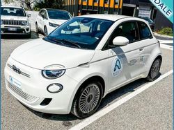 Bianco Usata 2022 Fiat 500e Icon Tre volumi | 19.500 € (Molto cara)