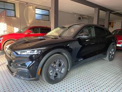 Nero Usata 2023 Ford Mustang Mach-E SUV | 29.500 € (Ottimo prezzo)