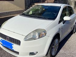 Bianco Usata 2008 Fiat Grande Punto Active Due volumi | 1700 € (Buon prezzo)