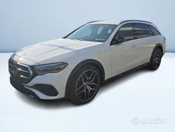 Bianco pastello Nuova 2025 Mercedes E220 Premium Tre volumi | 82.650 € (Buon prezzo)