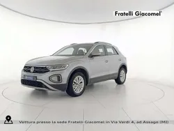 Pyrit silver metallizzato Usata 2022 VW T-Roc Life SUV | 21.900 € (Ottimo prezzo)