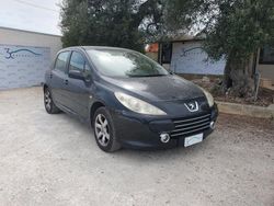 Grigio Usata 2007 Peugeot 307 Tre volumi | 1800 € (Buon prezzo)