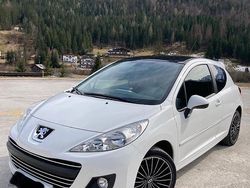 Bianco Usata 2011 Peugeot 207 Due volumi | 5500 € (Buon prezzo)