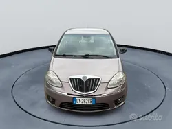 Marrone Usata 2010 Lancia Musa Monovolume | 3799 € (Buon prezzo)