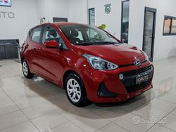Rosso Usata 2018 Hyundai i10 Due volumi | 8490 € (Buon prezzo)