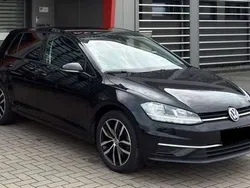 Nero Usata 2019 VW Golf VII Sportline Tre volumi | 19.250 € (Buon prezzo)