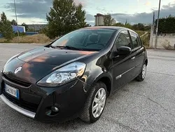 Usata 2010 Renault Clio II Due volumi | 3300 € (Buon prezzo)