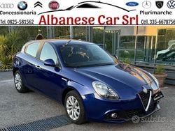 Blu Usata 2017 Alfa Romeo Giulietta Business Tre volumi | 8900 € (Buon prezzo)