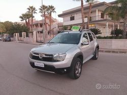 Argento Usata 2013 Dacia Duster Lauréate SUV | 7400 € (Buon prezzo)