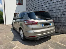 Grigio Usata 2016 Ford S-MAX Titanium S Monovolume | 13.000 € (Buon prezzo)