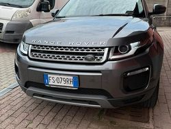 Grigio Usata 2018 Land Rover Range Rover evoque SE SUV | 20.000 € (Buon prezzo)