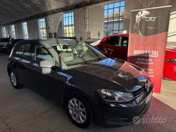 Grigio Usata 2015 VW Golf VII Trendline Tre volumi | 5900 € (Ottimo prezzo)