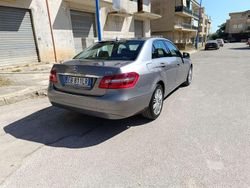 Argento Usata 2010 Mercedes E220 Elegance Tre volumi | 14.500 € (Cara)