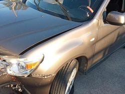 Usata 2013 Mitsubishi ASX SUV | 1000 €