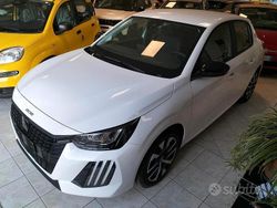 Bianco Nuova 2025 Peugeot 208 Style Due volumi | 16.900 € (Buon prezzo)