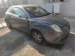 Grigio Usata 2008 Alfa Romeo MiTo Due volumi | 1000 € (Buon prezzo)