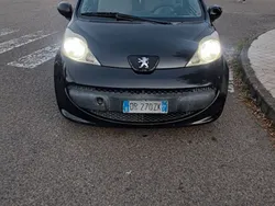 Usata 2008 Peugeot 107 Due volumi | 2300 € (Buon prezzo)