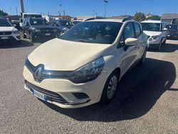 Beige Usata 2018 Renault Clio GrandTour Station wagon | 8500 € (Buon prezzo)