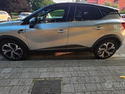 Grigio Usata 2022 Renault Captur R.S. SUV | 19.500 € (Buon prezzo)