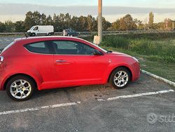 Rosso Usata 2009 Alfa Romeo MiTo Due volumi | 2600 € (Buon prezzo)