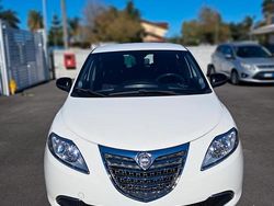 Bianco Usata 2012 Lancia Ypsilon Gold Due volumi | 5500 € (Buon prezzo)
