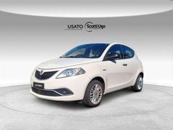 Other Usata 2017 Lancia Ypsilon Gold Due volumi | 9800 € (Cara)