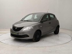 Gray Usata 2019 Lancia Ypsilon Gold Due volumi | 11.390 € (Buon prezzo)