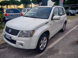 Bianco Usata 2010 Suzuki Grand Vitara SUV | 9800 € (Cara)