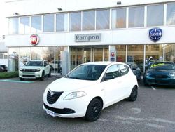 Bianco Usata 2014 Lancia Ypsilon Platinum Due volumi | 5350 € (Buon prezzo)
