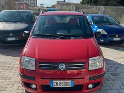 Rosso Usata 2004 Fiat Panda Emotion Tre volumi | 3200 € (Buon prezzo)