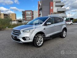 Grigio Usata 2018 Ford Kuga Business Edition SUV | 11.990 € (Buon prezzo)