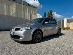 Usata 2007 Renault Mégane II R.S. Tre volumi | 8900 €