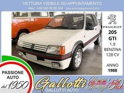 Bianco Usata 1988 Peugeot 205 GTi Tre volumi | 33.990 €