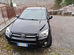 Usata 2009 Toyota RAV4 Station wagon | 7000 € (Ottimo prezzo)