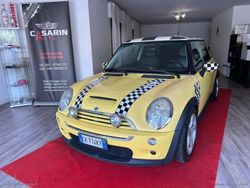 Giallo Usata 2003 Mini Cooper S Due volumi | 5900 € (Buon prezzo)