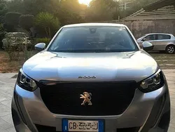 Grigio Usata 2020 Peugeot 2008 Active SUV | 17.000 € (Buon prezzo)
