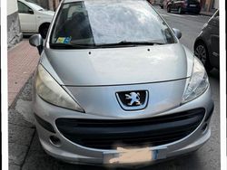 Grigio Usata 2006 Peugeot 207 Tre volumi | 2999 € (Buon prezzo)
