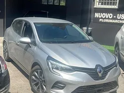Argento Usata 2021 Renault Clio V Zen Tre volumi | 12.490 € (Ottimo prezzo)