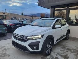 Bianco Nuova 2025 Dacia Sandero Expression Tre volumi | 15.900 € (Buon prezzo)