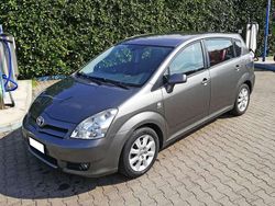 Grigio Usata 2005 Toyota Corolla Verso Sol Monovolume | 3200 € (Ottimo prezzo)
