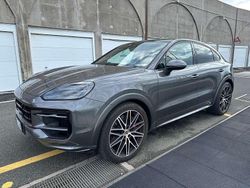 Grigio Usata 2024 Porsche Cayenne S SUV | 119.900 €